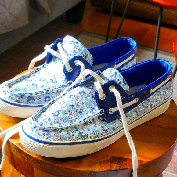 Women s Sperry Topsider Blue Floral Sparkly Sequin boat shoes Size 8